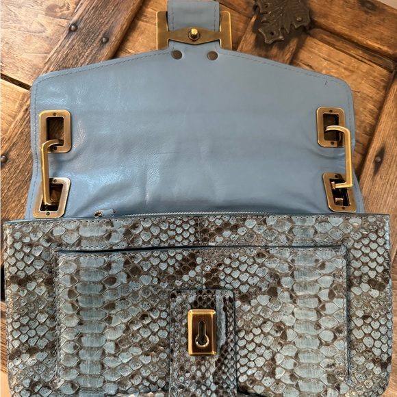 Roger Vivier Metro Handbag in Blue Python - Picture 5 of 12